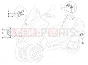 PIAGGIO MP3 300 ie Touring kezelőszervek - akkumulátor