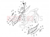 PIAGGIO Medley 125 E5 (EU) Central cover - Footrests